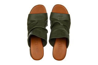 Klapki Bayla-161 066 1706 281 Dark Olive 161462, Zielony, Skóra naturalna
