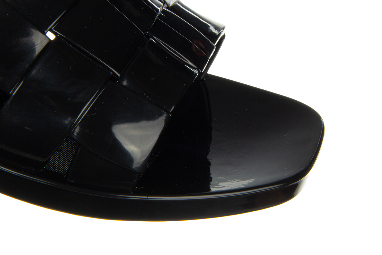 Sandały melissa basket sandal ad black beige 010449, czarny, guma - płaskie - sandały - buty damskie - kobieta 13