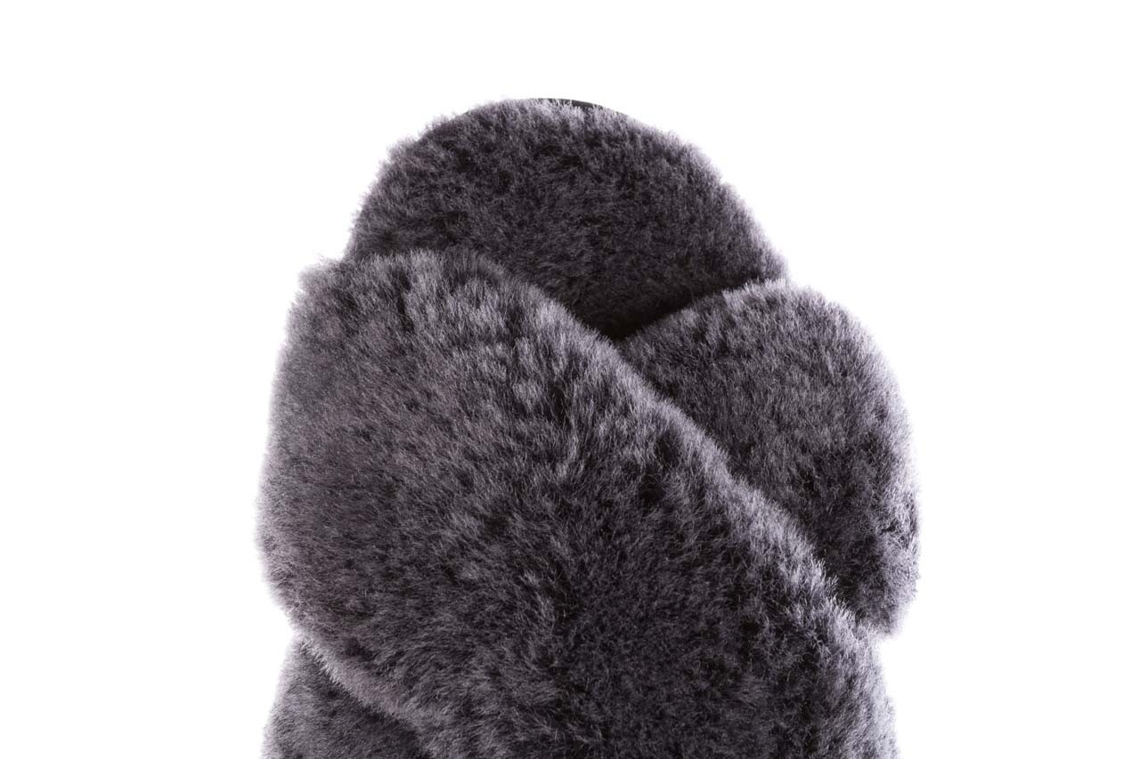 Klapki emu mayberry frost black, czarny, futro naturalne - klapki - dla niej  - sale 14