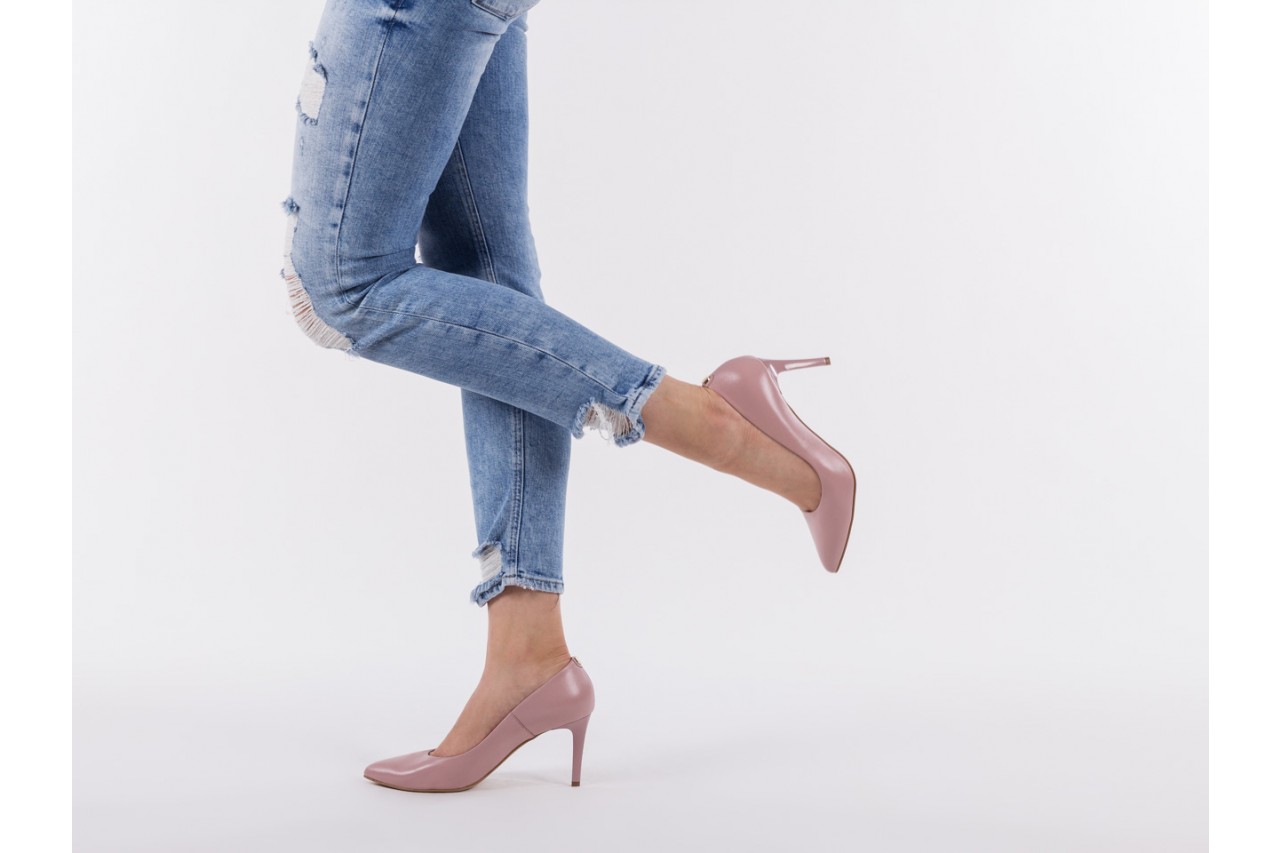 Bayla-056 1816-778 różowy - skórzane - szpilki - buty damskie - kobieta 13